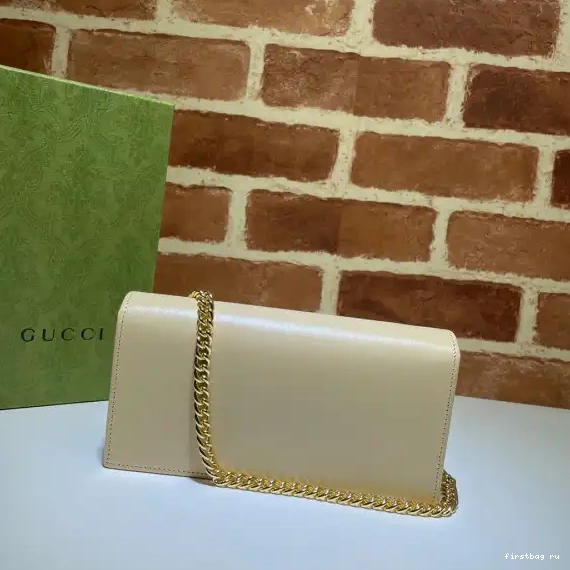 First bag ru Wallet Gucci Chain 0608